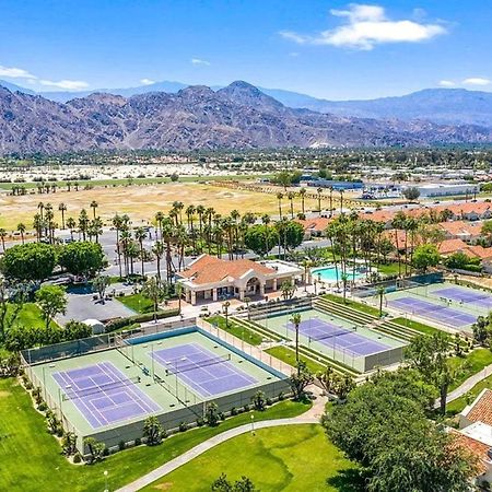 Desert Breezes Resort Palm Desert Esterno foto