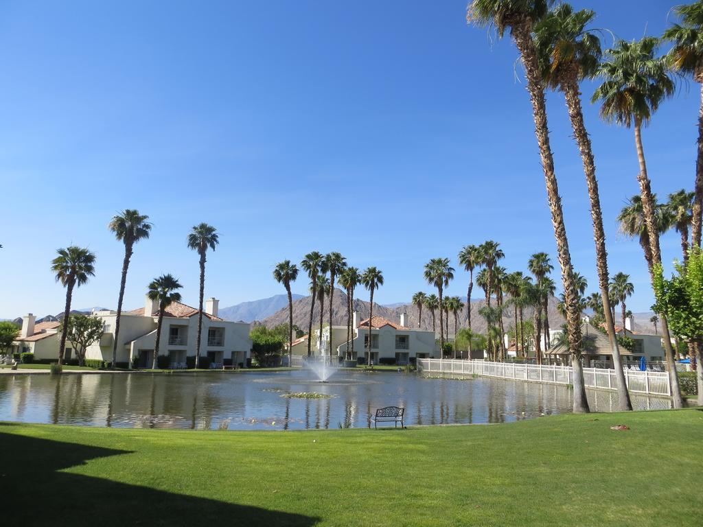 Desert Breezes Resort Palm Desert Esterno foto