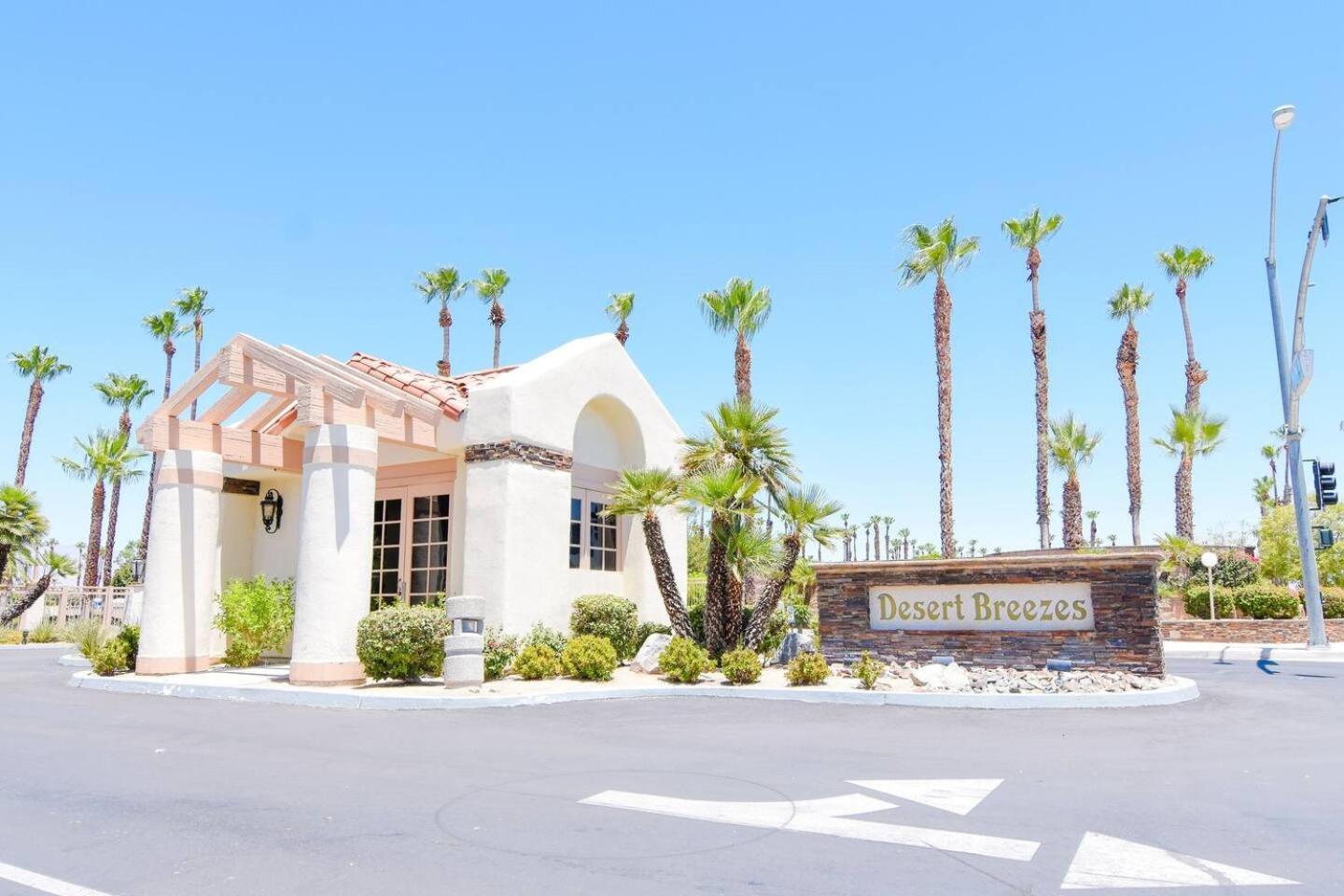 Desert Breezes Resort Palm Desert Esterno foto