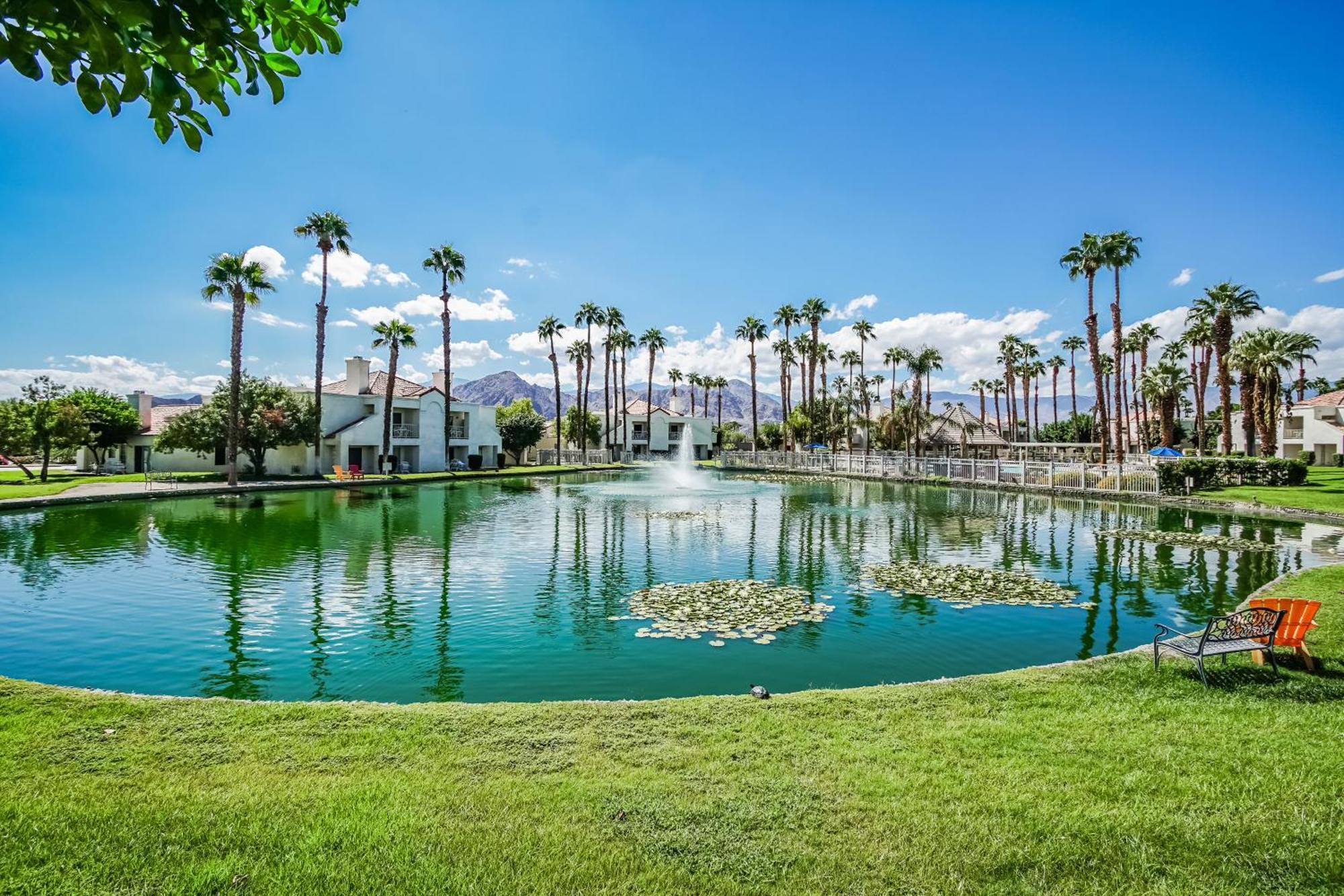 Desert Breezes Resort Palm Desert Esterno foto