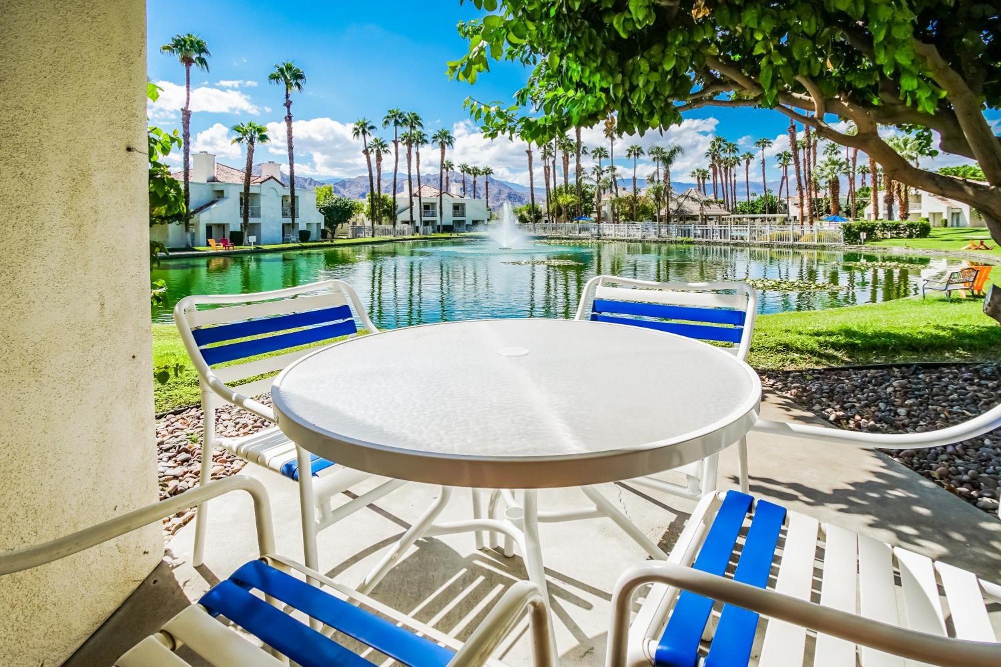 Desert Breezes Resort Palm Desert Esterno foto