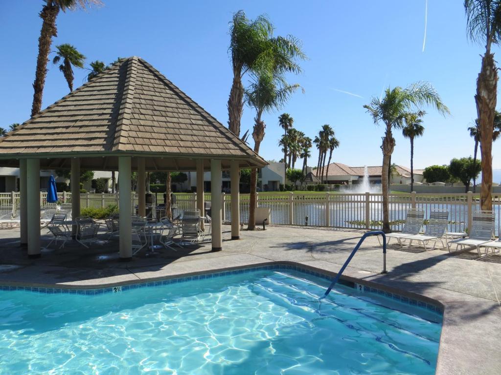 Desert Breezes Resort Palm Desert Esterno foto
